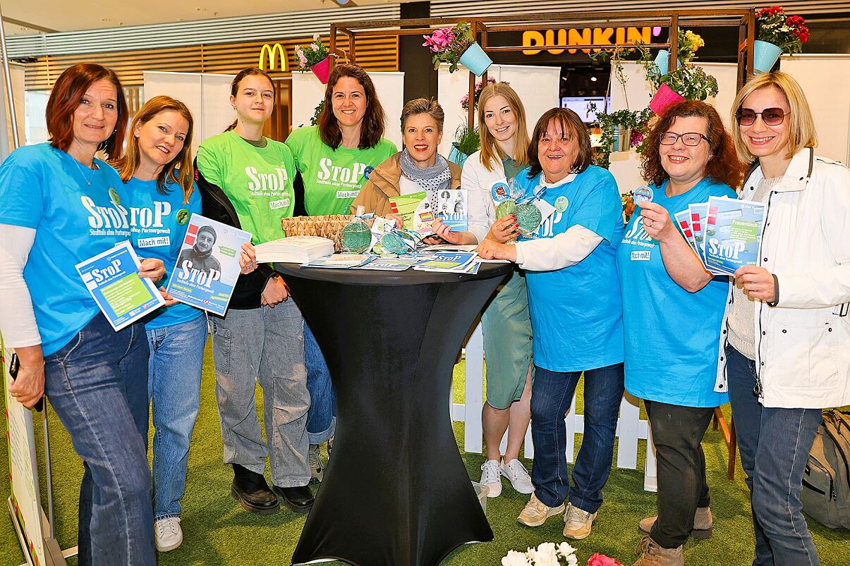 Bild_3_FORUM_1_StoP_Ausstellung_Team_c_UweBrandl