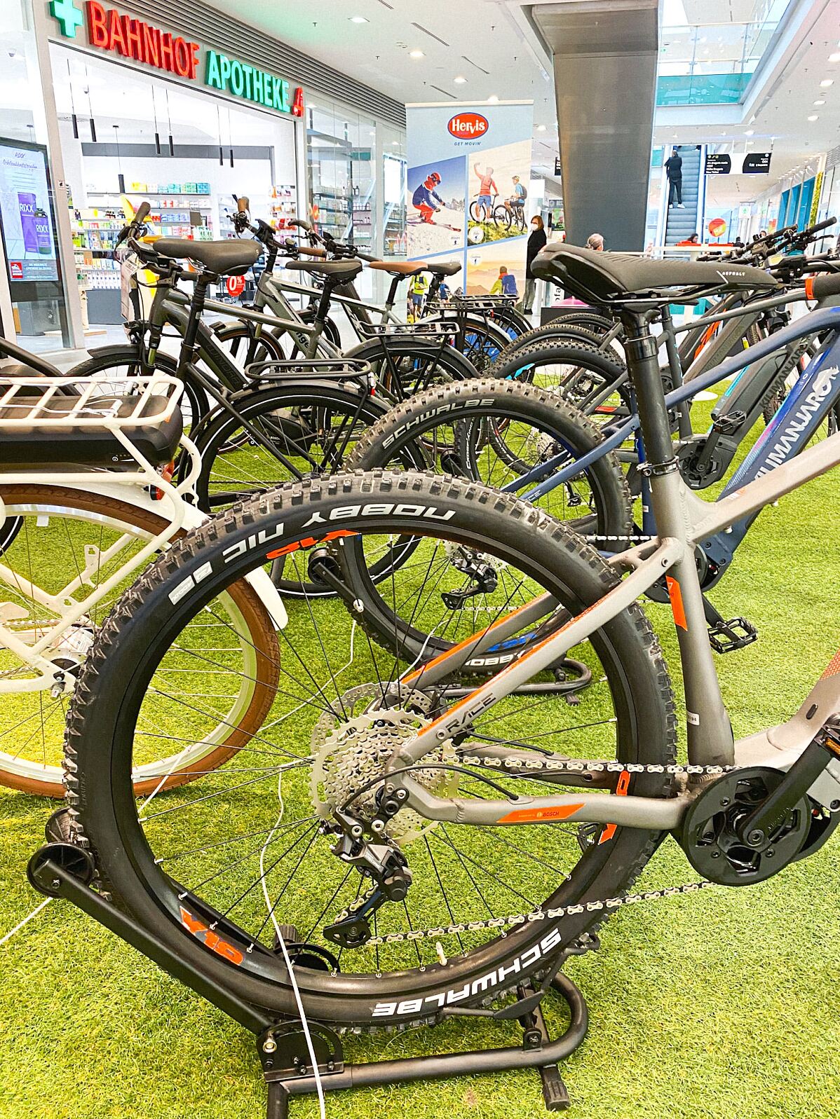 Bild_2_FORUM_1_Radl_Center-Mall _c_FORUM_1 